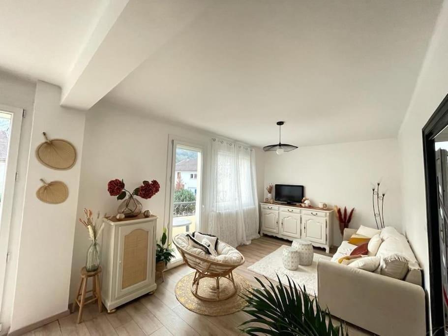Superbe Appartement Avec Salle De Jeux Vaux-lès-Saint-Claude Zewnętrze zdjęcie