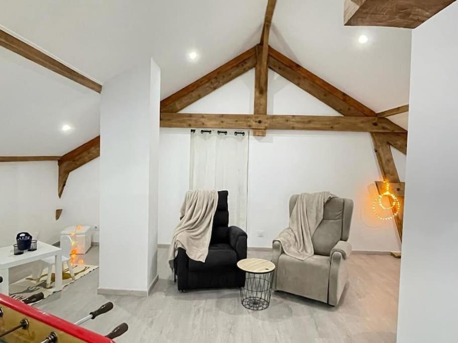 Superbe Appartement Avec Salle De Jeux Vaux-lès-Saint-Claude Zewnętrze zdjęcie